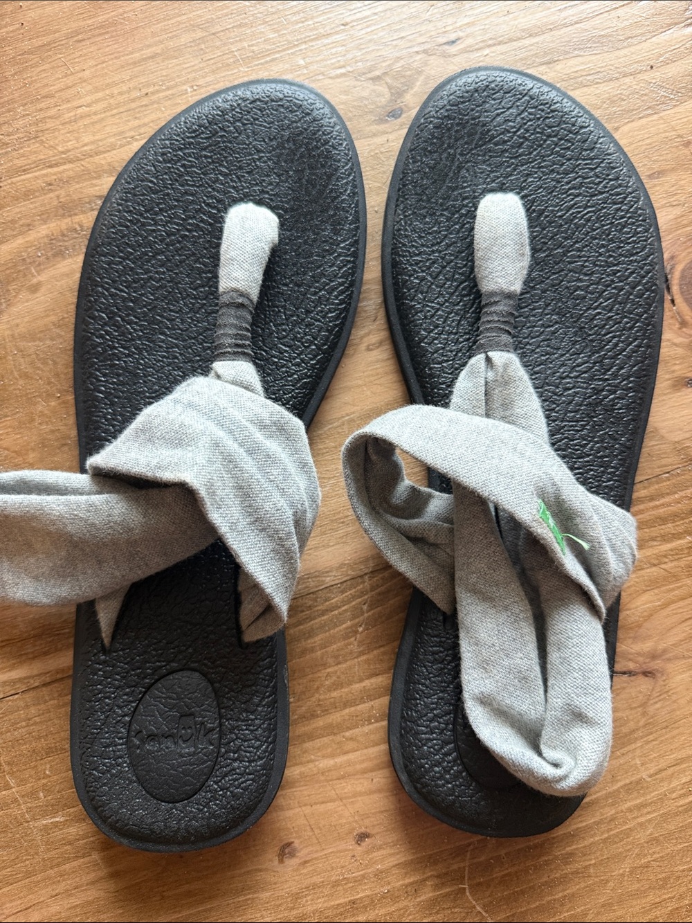 Women’s Sanuk Sandals Size 10